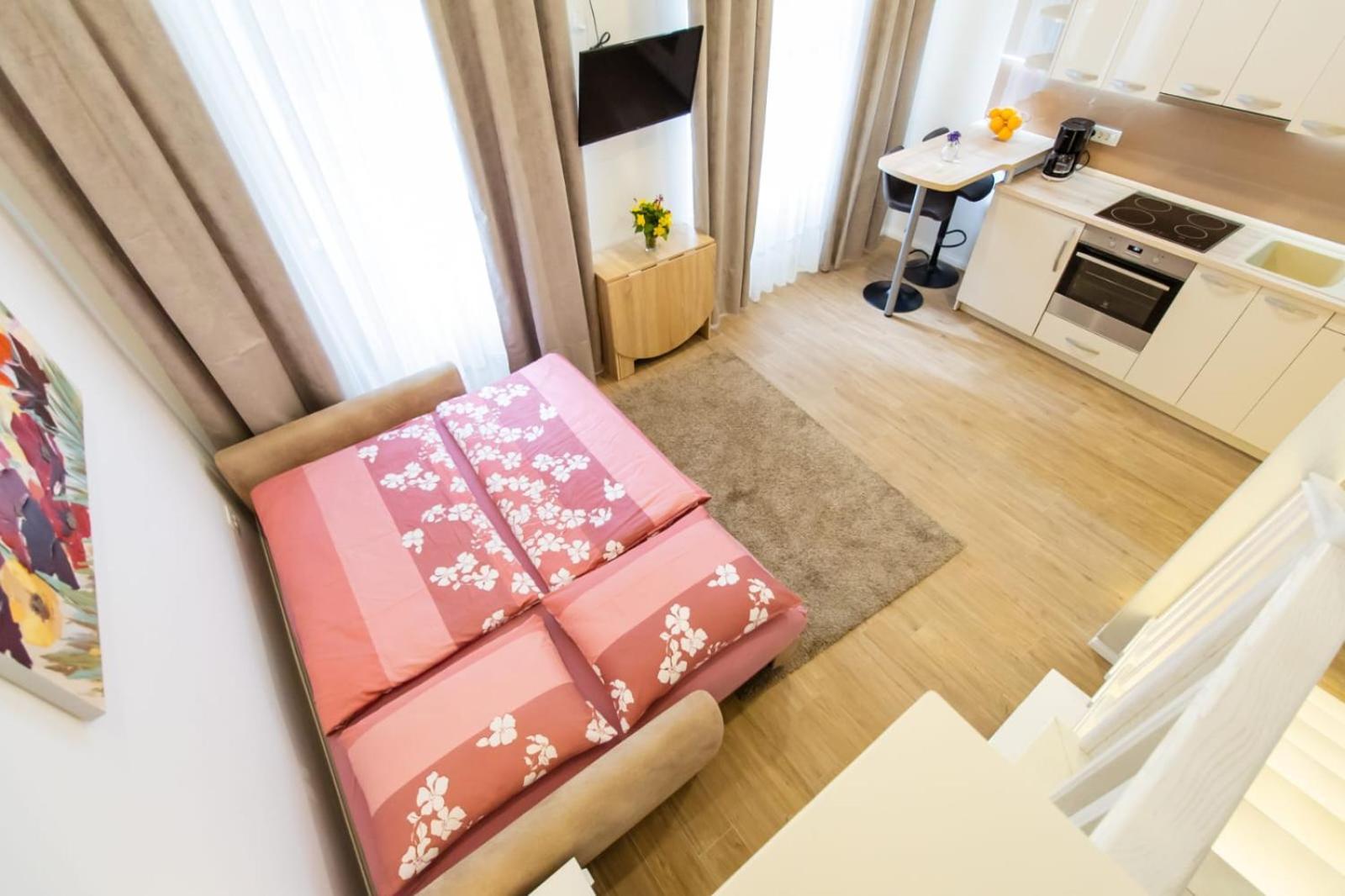 Bonne Chance Studio Apartment, Zagreb Center, Top Location ภายนอก รูปภาพ